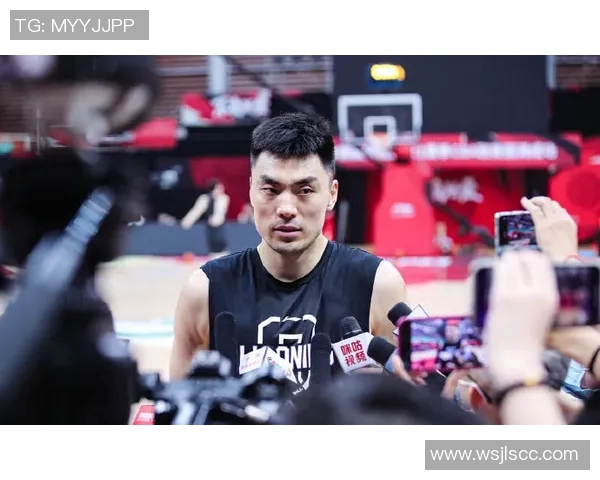 上海篮球队的崛起之路：洲际杯背后的奋斗与荣耀