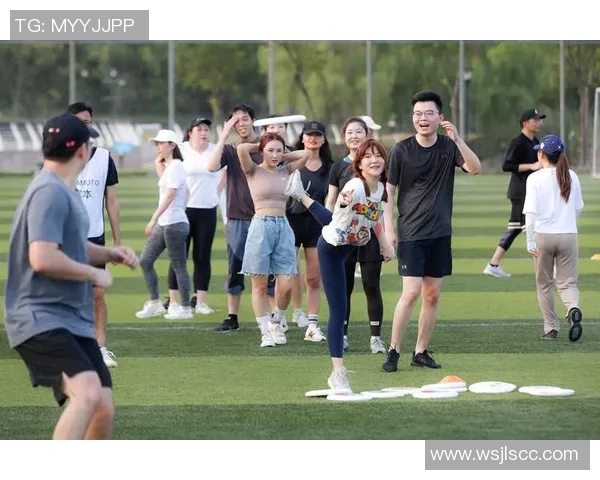 张敏独家分享飞盘技巧与心得体会助你轻松掌握这项运动乐趣