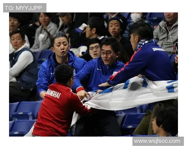 川崎与浦和激战正酣比分悬念引发球迷热议与期待