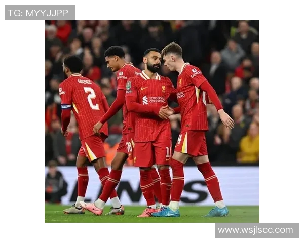 巴萨与利物浦激战正酣比赛直播精彩瞬间全记录